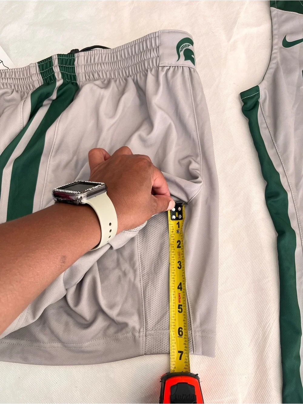 Women’s Nike Gray and Dark Green Spartans Basketball Jersey & Shorts Set Size M